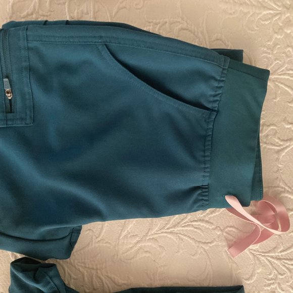 New FIGS Teal Green Scrub Pants or Joggers , XS / P - Picture 2 of 10